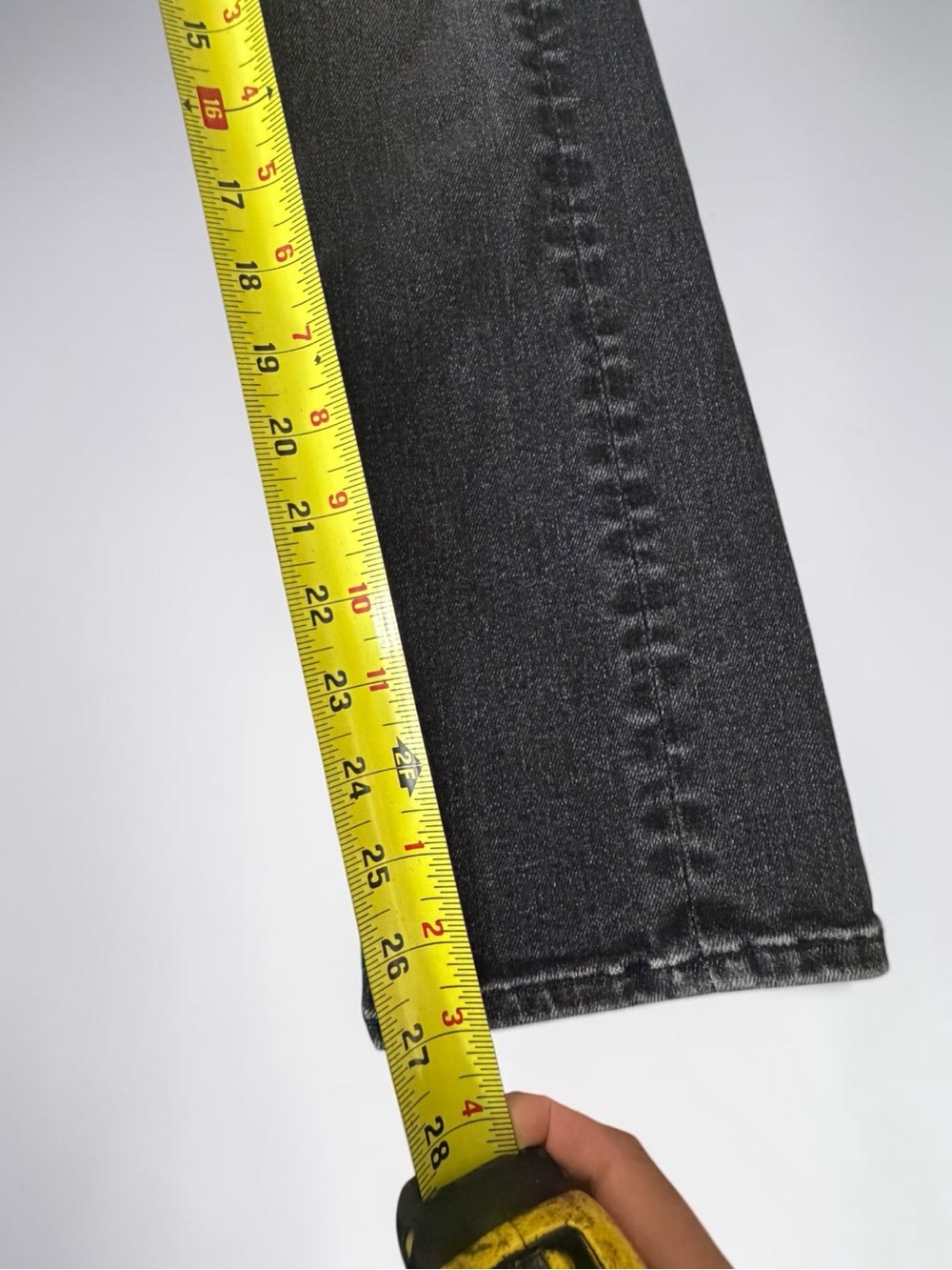 MOTHER The Mid Rise Dazzler Jeans The Night Is watching  Size 25 Washed Black* - Picture 8 of 16